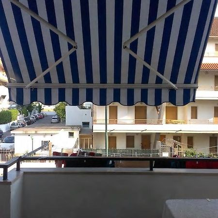 Trilocale A 800 Metri Dal Mare Apartment Scalea Exterior photo